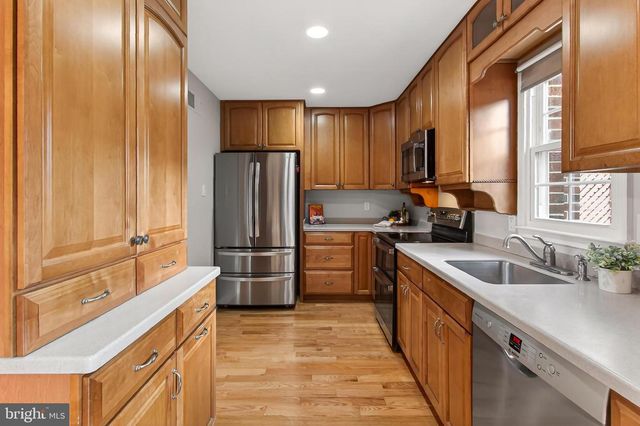 7405 WILLSHIRE HUNT CT, Springfield, VA 22153