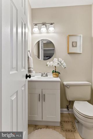 7405 WILLSHIRE HUNT CT, Springfield, VA 22153