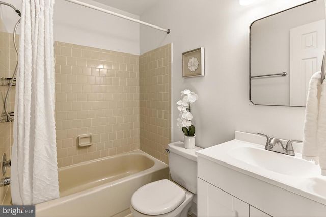 7405 WILLSHIRE HUNT CT, Springfield, VA 22153