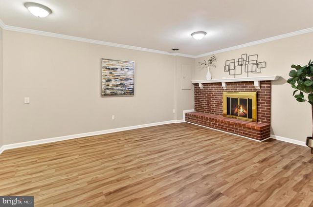 7405 WILLSHIRE HUNT CT, Springfield, VA 22153