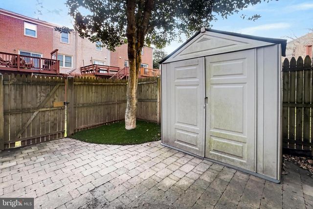 7405 WILLSHIRE HUNT CT, Springfield, VA 22153