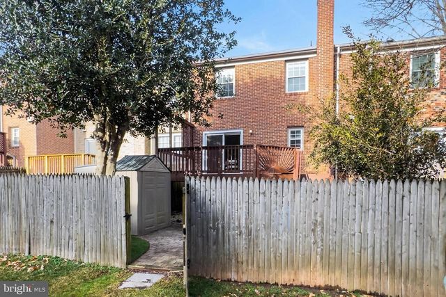 7405 WILLSHIRE HUNT CT, Springfield, VA 22153