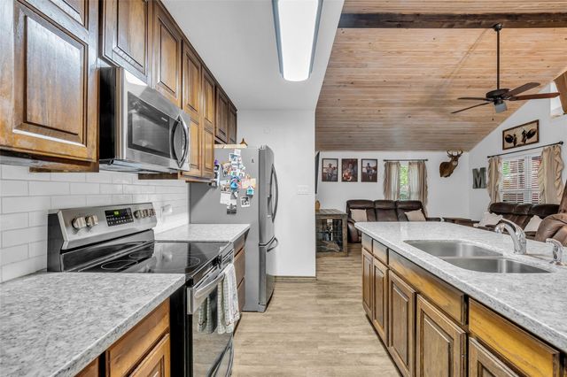149 Parklane Drive, Livingston, TX 77351