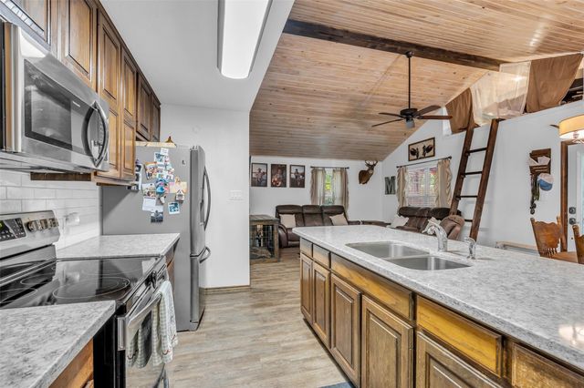 149 Parklane Drive, Livingston, TX 77351