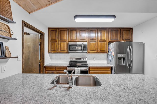 149 Parklane Drive, Livingston, TX 77351