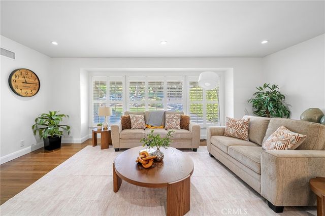 678 W Highland, Sierra Madre, CA 91024
