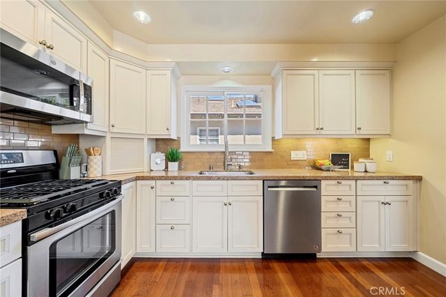 678 W Highland, Sierra Madre, CA 91024