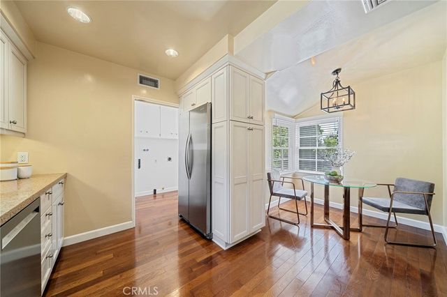 678 W Highland, Sierra Madre, CA 91024