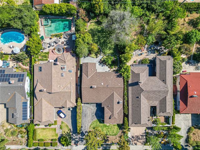 678 W Highland, Sierra Madre, CA 91024