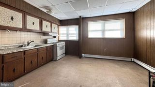 7010 EMERSON AVE, Upper Darby, PA 19082