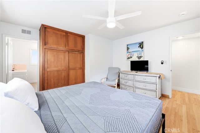2104 E Ocean, Newport Beach, CA 92661