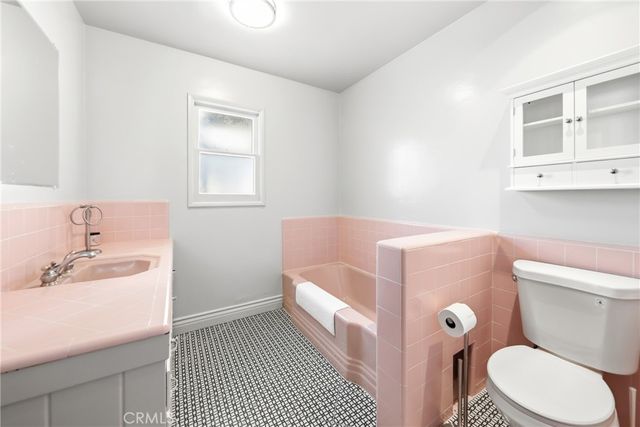 2104 E Ocean, Newport Beach, CA 92661