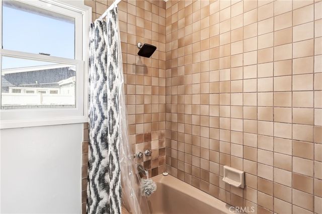 2104 E Ocean, Newport Beach, CA 92661