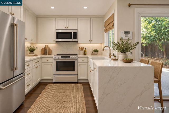 4066 S Royal Links Cir, Antioch, CA 94509