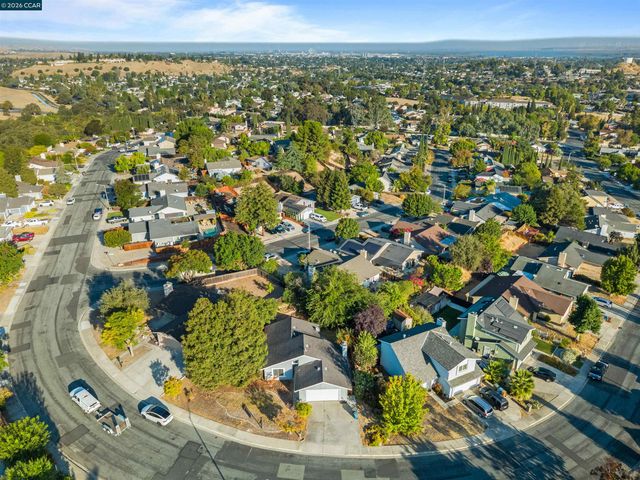 4066 S Royal Links Cir, Antioch, CA 94509