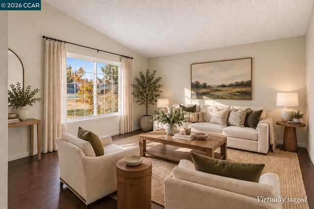 4066 S Royal Links Cir, Antioch, CA 94509