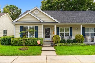 135A Country Manor Dr, Conway, SC 29526