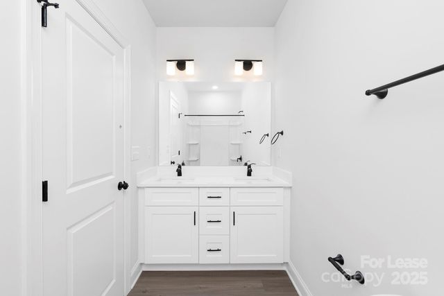9431 Weston Woods Lane, Charlotte, NC 28216
