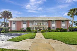 148 Yacht Club Drive 5, North Palm Beach, FL 33408