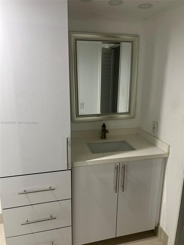 10625 SW 112th Avenue 106, Miami, FL 33176