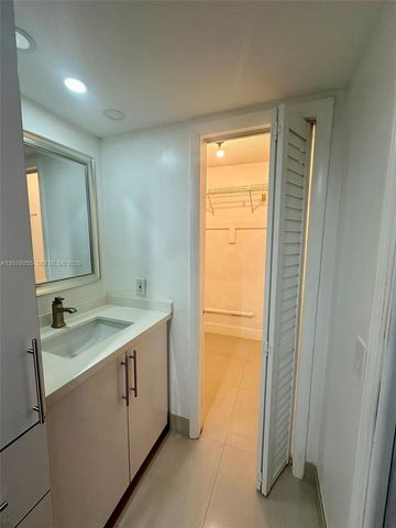 10625 SW 112th Avenue 106, Miami, FL 33176