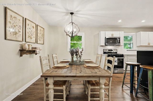 838 N 450 W, Valparaiso, IN 46385