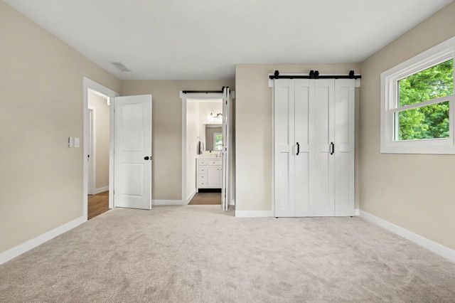 838 N 450 W, Valparaiso, IN 46385
