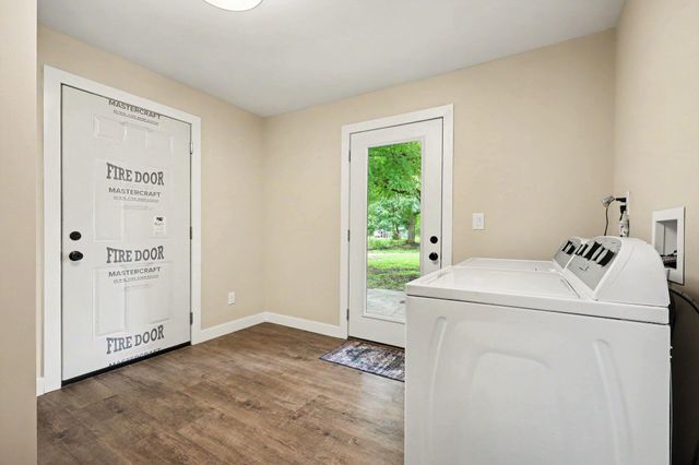 838 N 450 W, Valparaiso, IN 46385