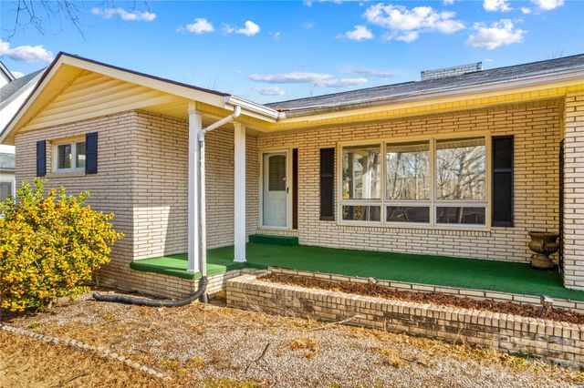 305 Sills Drive, Salisbury, NC 28146