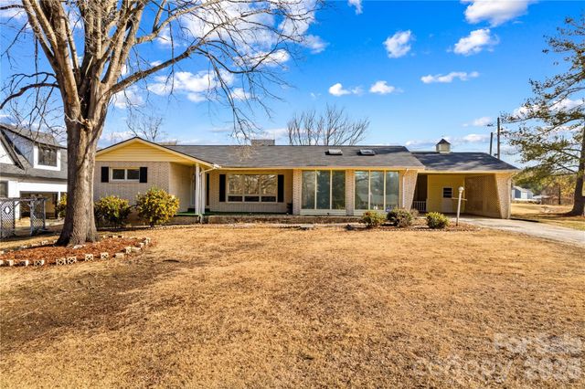 305 Sills Drive, Salisbury, NC 28146