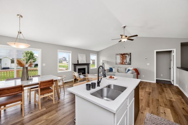 1245 Cedar Street, Waukee, IA 50263