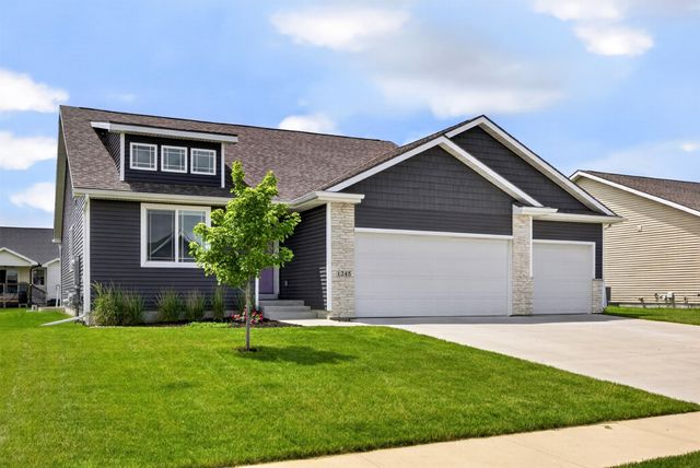 1245 Cedar Street, Waukee, IA 50263