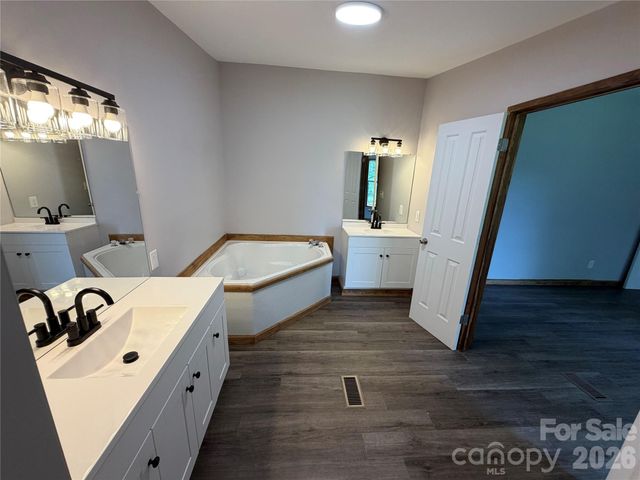 2521 Gaffney Road, Mooresboro, NC 28114