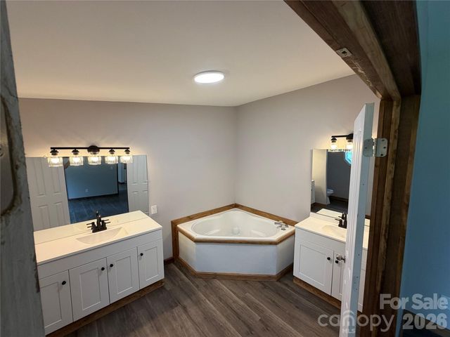 2521 Gaffney Road, Mooresboro, NC 28114