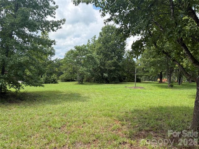 2521 Gaffney Road, Mooresboro, NC 28114
