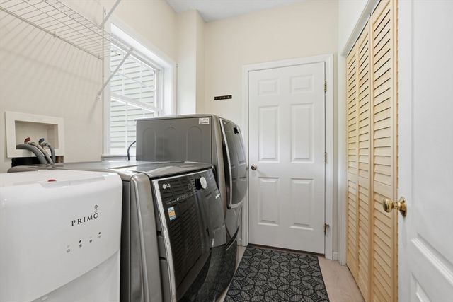 81 Sheffield Dr, Belchertown, MA 01007
