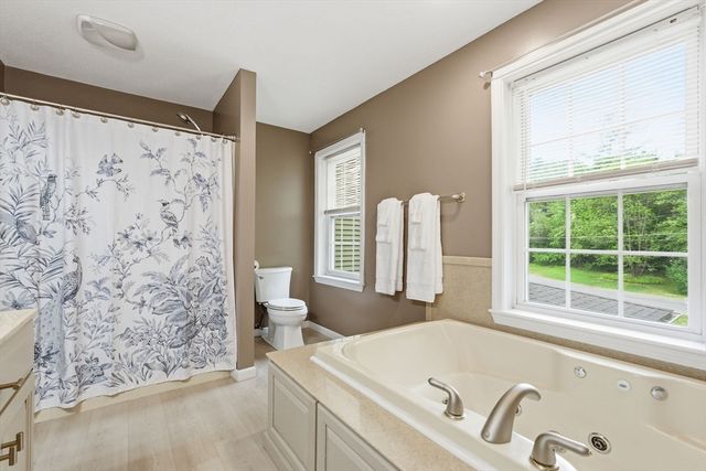81 Sheffield Dr, Belchertown, MA 01007