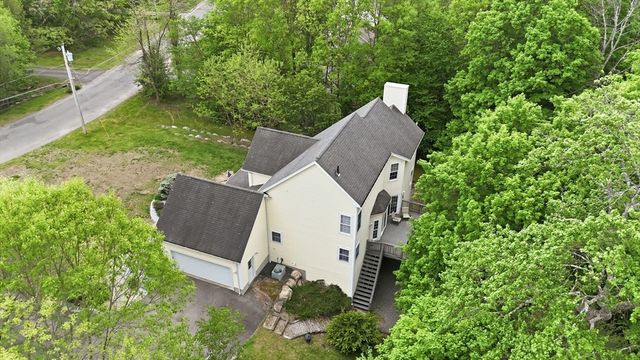 81 Sheffield Dr, Belchertown, MA 01007