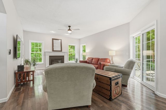 81 Sheffield Dr, Belchertown, MA 01007