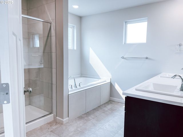 2602 S 4th Dr, Ridgefield, WA 98642