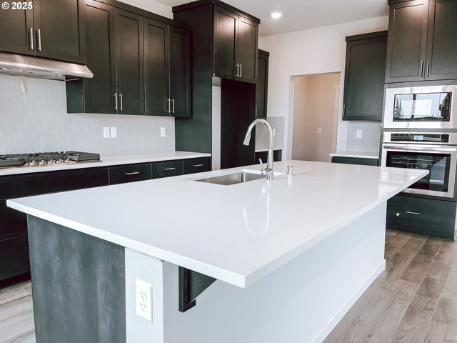 2602 S 4th Dr, Ridgefield, WA 98642