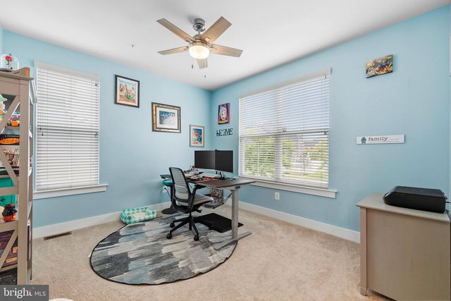 6 HENRY HOUSE CIR, Taneytown, MD 21787