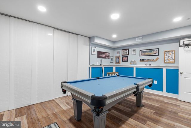 6 HENRY HOUSE CIR, Taneytown, MD 21787