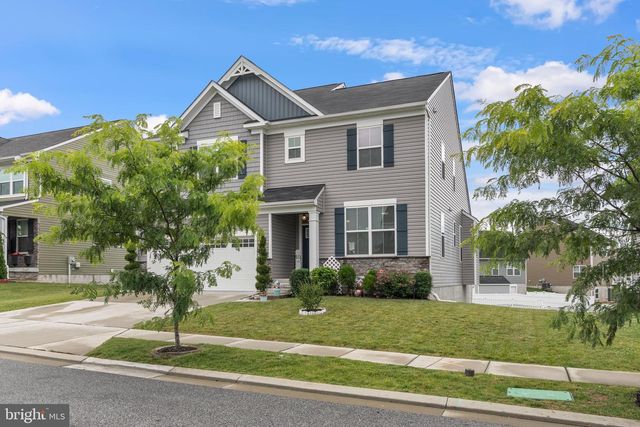 6 HENRY HOUSE CIR, Taneytown, MD 21787