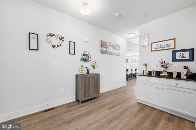 6 HENRY HOUSE CIR, Taneytown, MD 21787