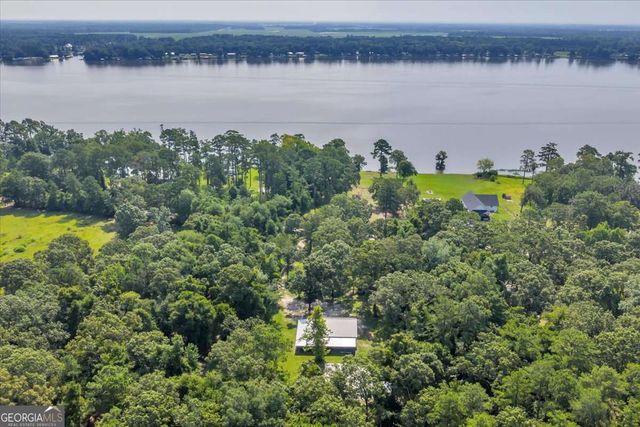 622 Flintside Drive, Cobb, GA 31735