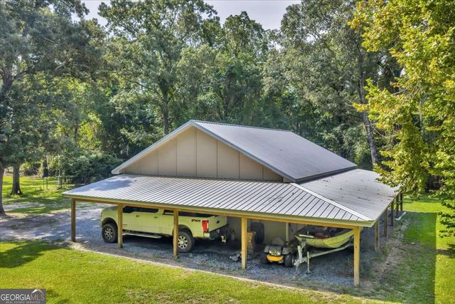 622 Flintside Drive, Cobb, GA 31735