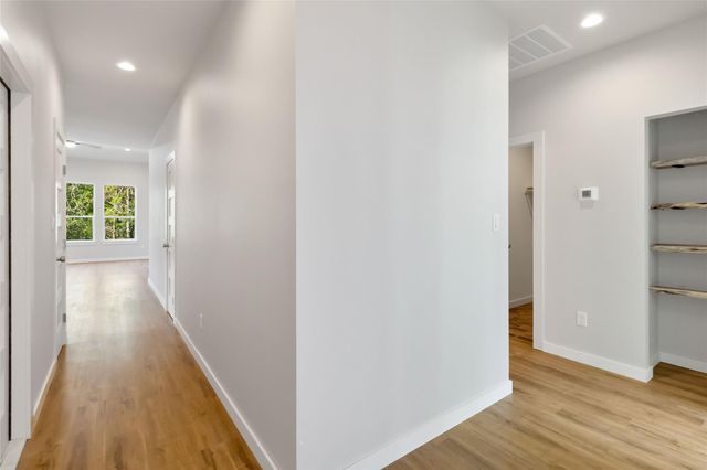 150 Palikea CT, Bastrop, TX 78602