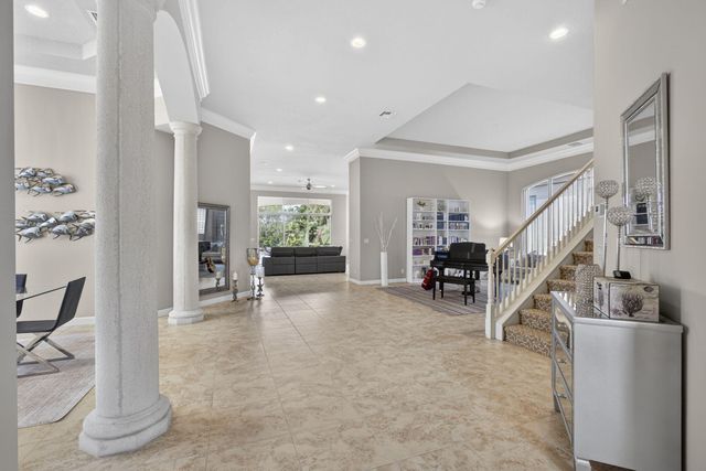 142 Viera Drive, Palm Beach Gardens, FL 33418