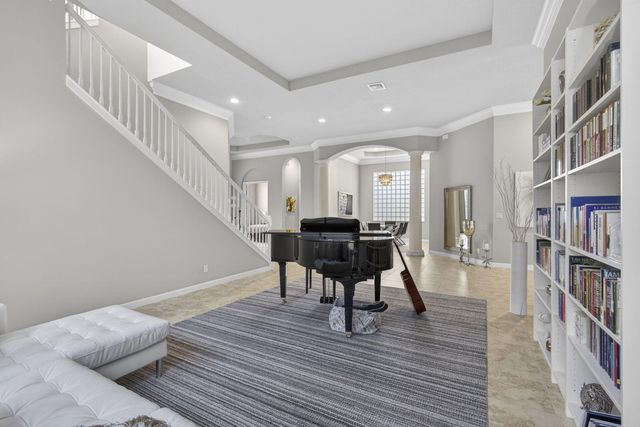 142 Viera Drive, Palm Beach Gardens, FL 33418